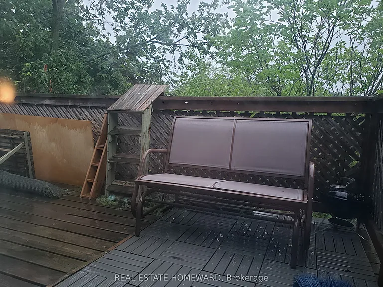 435 Parkside Dr #4 — Photo 14
