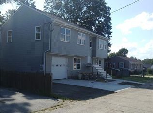 30 Sheridan Ave, Rumford, RI 02916