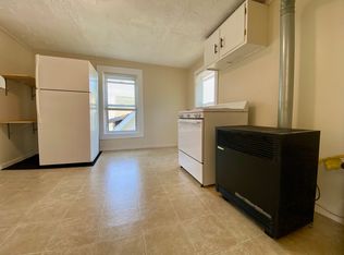389 Merrimack St APT 3, Manchester, NH 03103