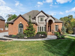 1750 Redgrave Rd, Knoxville, TN 37922