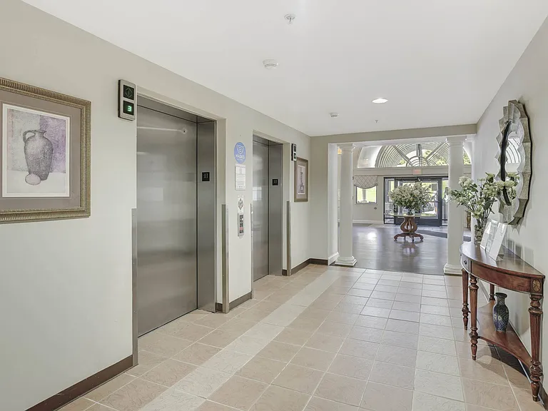 Cascades Village (55+) — Photo 20