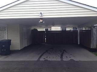 4th image of 797 E Northfield Blvd