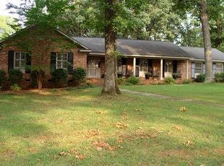 104 Heatherbrook Rd, Greenville, SC 29615