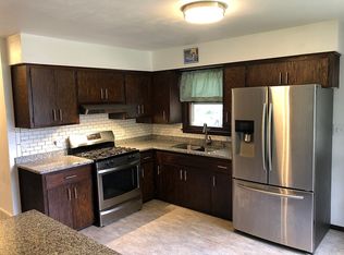 11902 W Rainbow Ave, Milwaukee, WI 53214