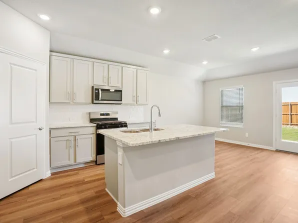 3508 Bastrop Dr, Farmersville, TX 75442