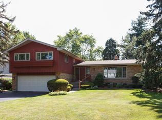 6441 S Quincy St, Willowbrook, IL 60527