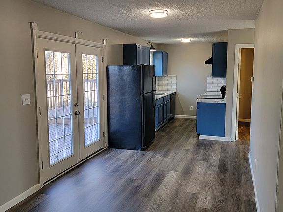 5th image of 400 N Gallatin St
