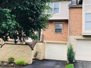 105 Berrington Ct, Bethel Park, PA