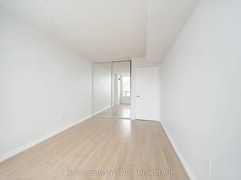 330 Alton Towers Cir #1605 — Photo 22