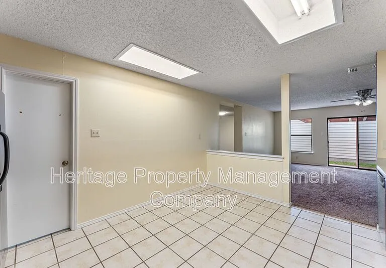 6863 Cypress Mist Dr — Photo 16