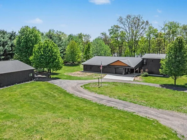 3450 Snowfarm Ln, Allegan, MI 49010