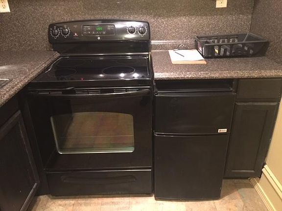 5th image of 941 Market St APT 5