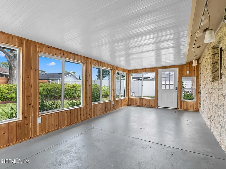 250 Nautical Blvd S — Photo 24