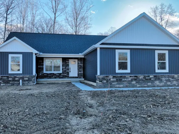 11280 Grand Oaks Dr, Clio, MI 48420