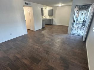 11 S Rogers Ln APT 101, Fresno, CA 93727