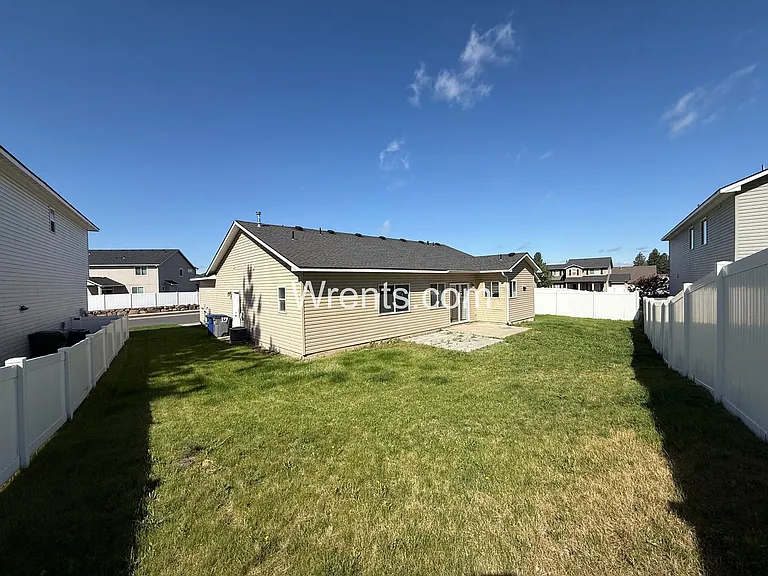 8410 W Campus Dr — Photo 16