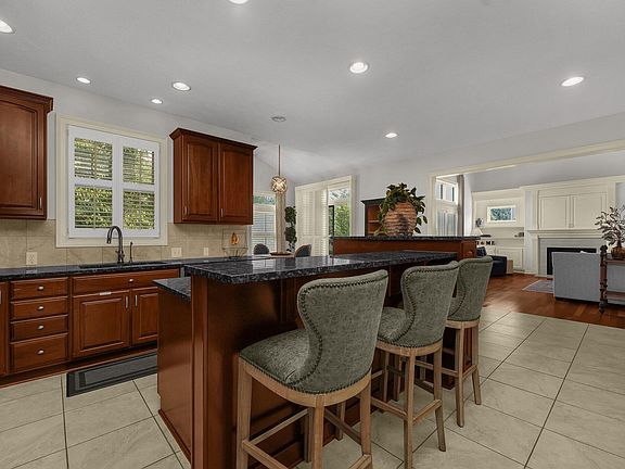 3rd image of 2971 McCammon Chase Dr