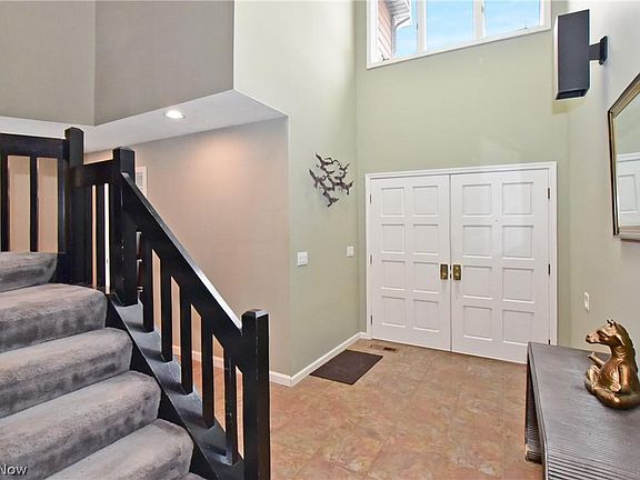 2nd image of 6352 Rockledge Dr