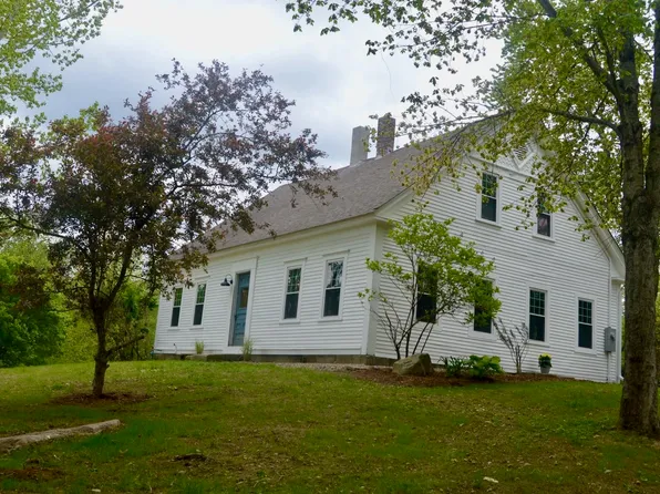 267 Pond Hill Road, Barrington, NH 03825