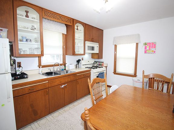 4th image of 10536 S Kedzie Ave