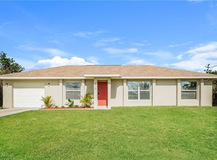 2916 22nd St SW, Lehigh Acres, FL 33976