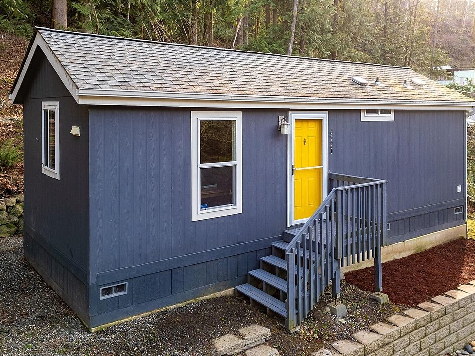 1st image of 4220 Brays Way