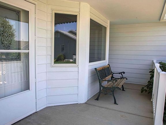3rd image of 2103 Wyndham Park Dr
