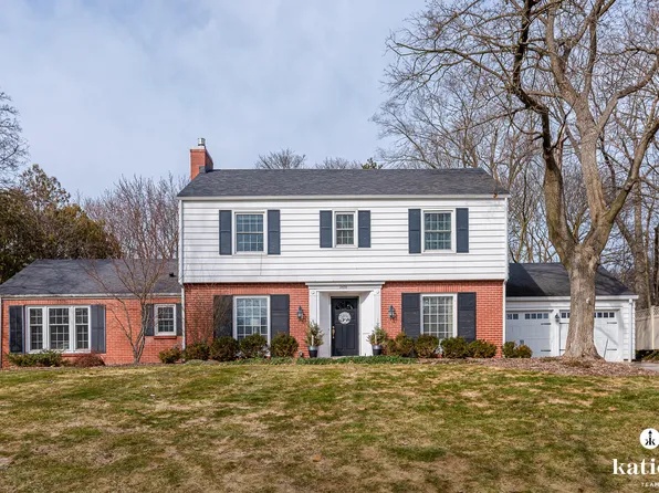 2437 Elmwood Dr SE, East Grand Rapids, MI 49506