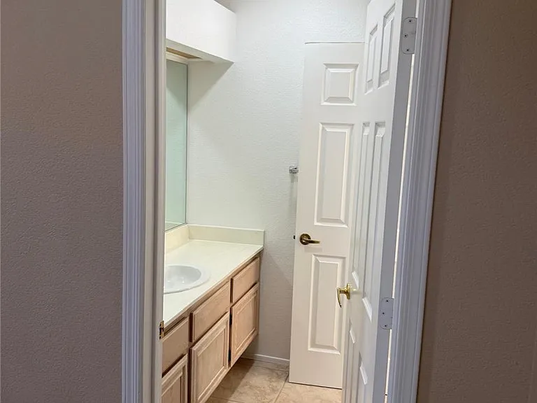 1151 Sleetridge Dr — Photo 7