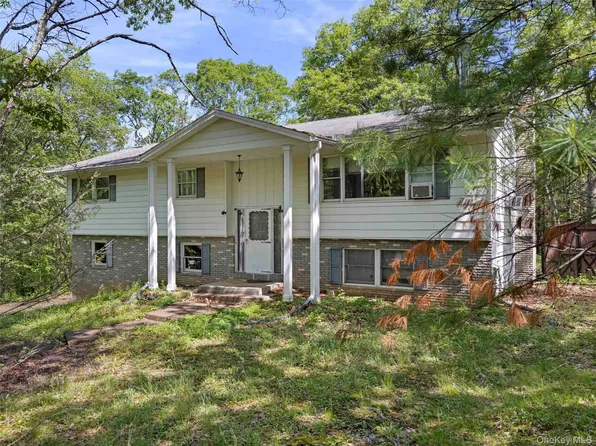 1079 Josephs Boulevard, Saugerties, NY 12477