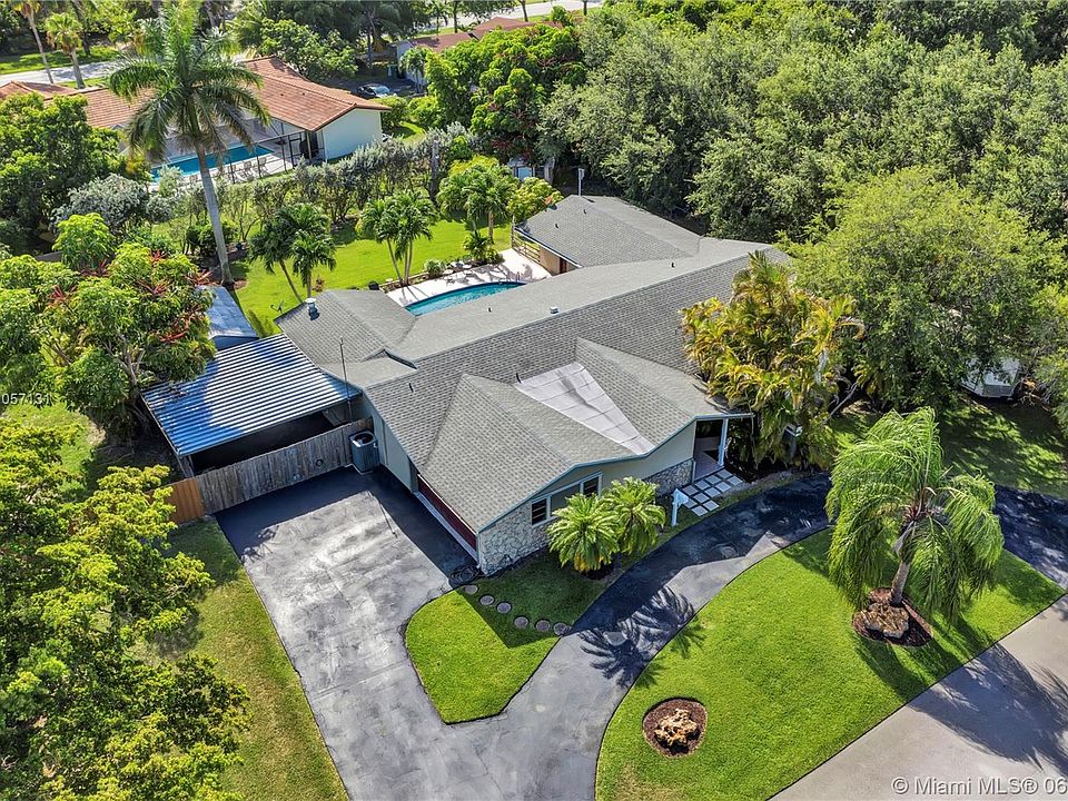 1st image of 17637 SW 86th Ave