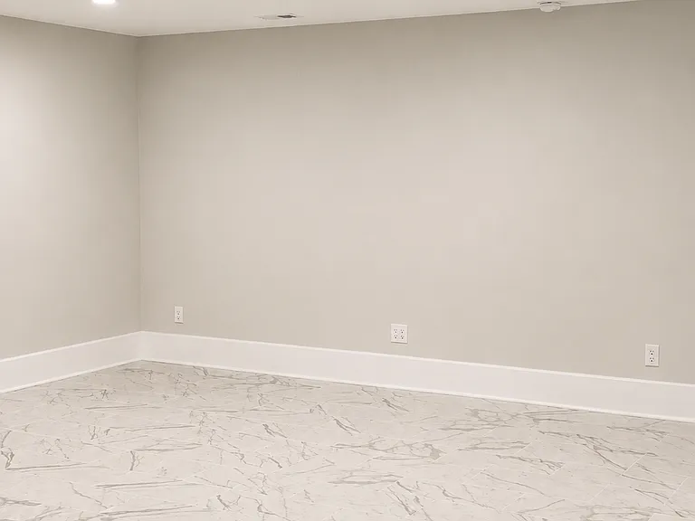 210 Washington St #1 — Photo 8