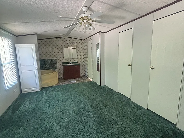 824 Browns Ridge Rd — Photo 3
