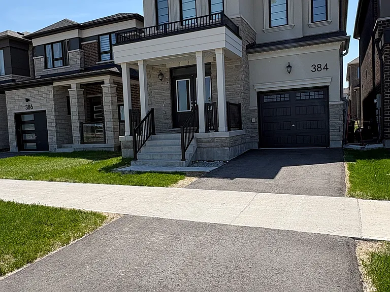 384 Madelaine Dr — Photo 1