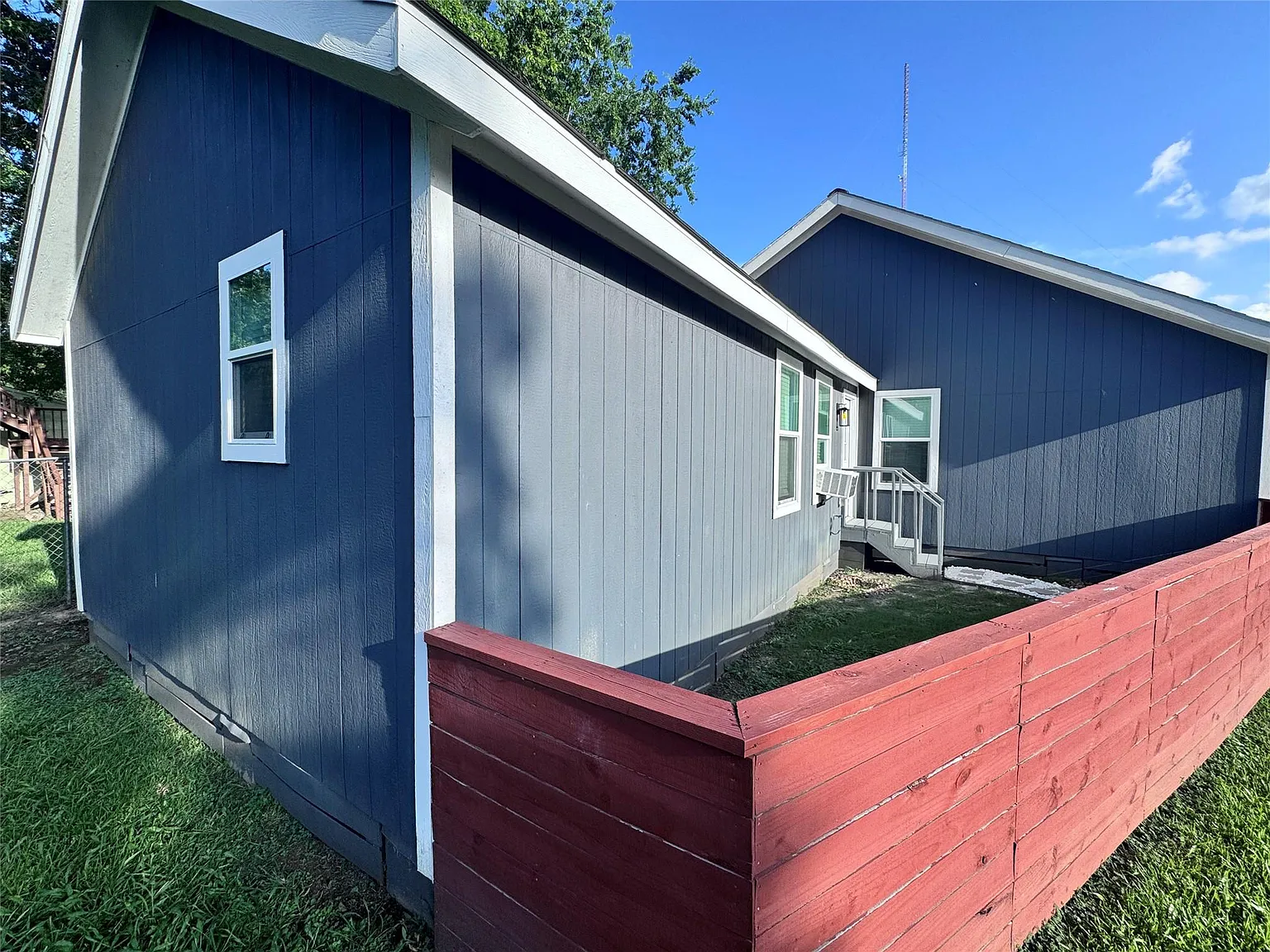 Studio, 1.0 bath, 580 sqft, $1,200 — Photo 3