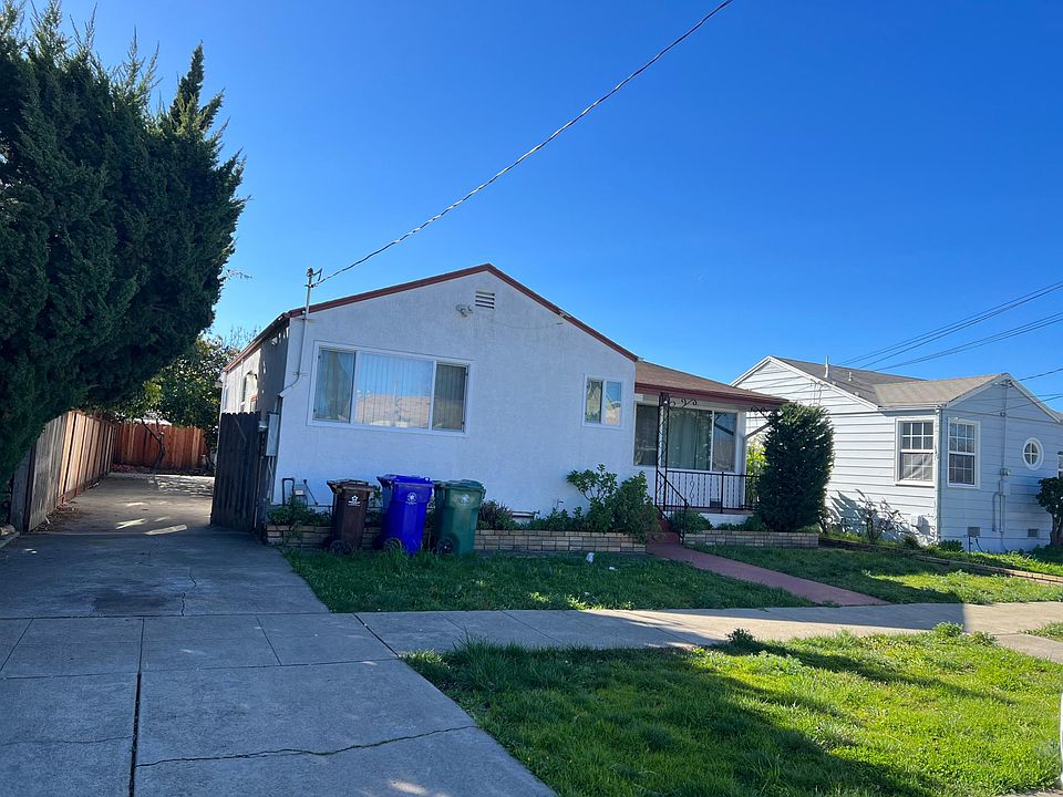 1st image of 2708 Lowell Ave