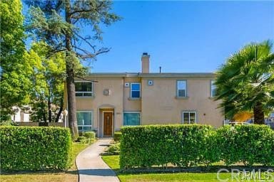 1st image of 868 W Huntington Dr #B