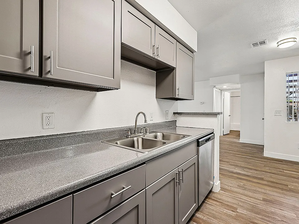 Wood Ridge Villas