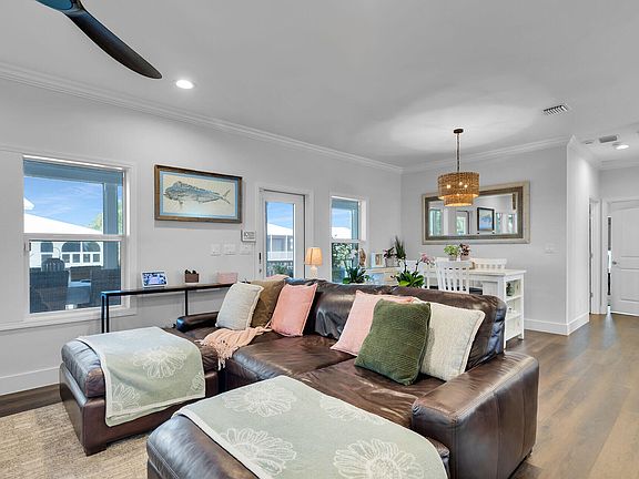 5th image of 29663 Saratoga Ave