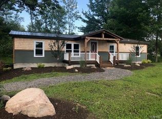 8966 Hazel Ave, Canastota, NY 13032