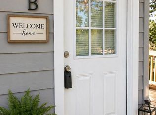 605 Orangewood Dr #B, Conroe, TX 77302