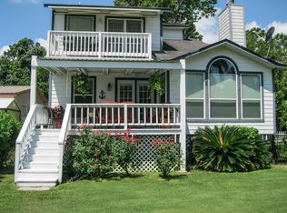 71 Bluewater Dr, Pointblank, TX 77364