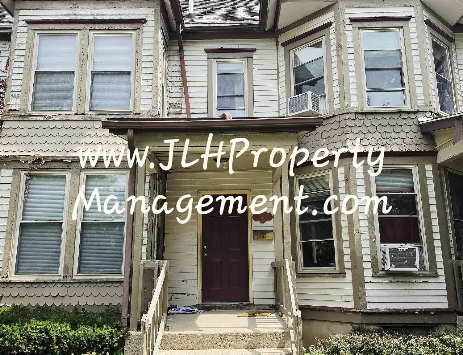 1103 - 1107 South Chicago Avenue - 1105 — Photo 1
