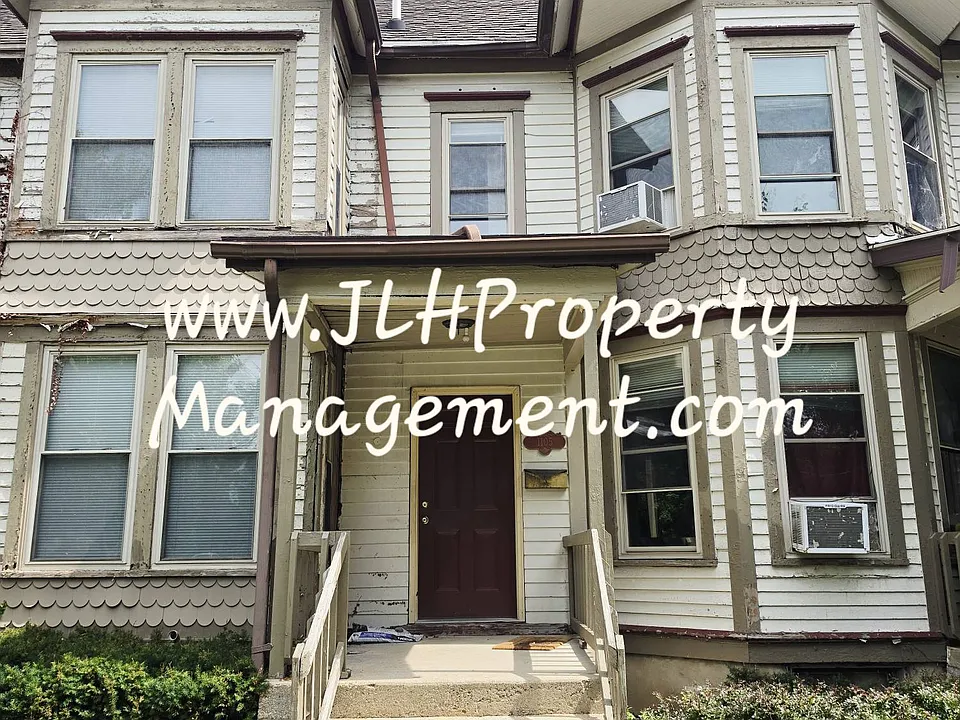 1103-1107 S Chicago Ave #1105