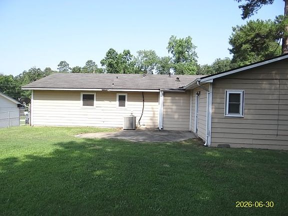 3rd image of 622 Asa Dr