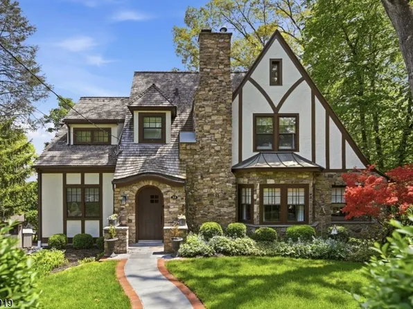 35 Sherman Pl, Morristown Town, NJ 07960