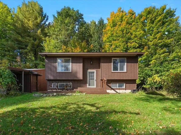 5331 Moore Rd, Williamsburg, MI 49690