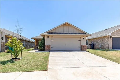 19716 Forsythe Dr Photo 1