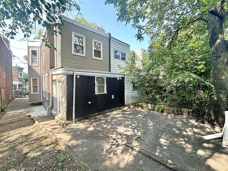 3447 Jasper St — Photo 19