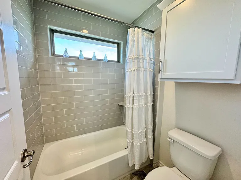 148 Nelson Pl — Photo 22